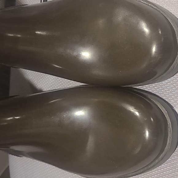 COACH RAIN BOOTS - Picture 6 of 8